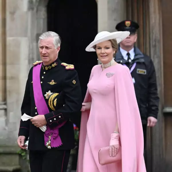 Felipe y Matilde de Bélgica en la coronación del rey Carlos III