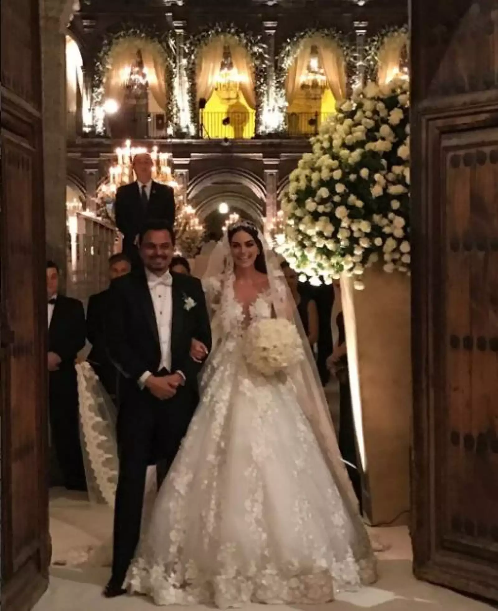 Boda Ximena Navarrete y Juan Carlos Valladares