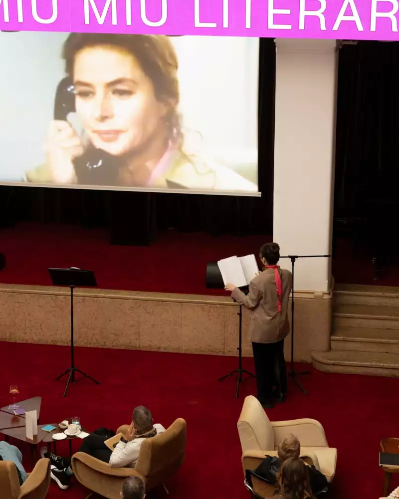 miu miu literary club