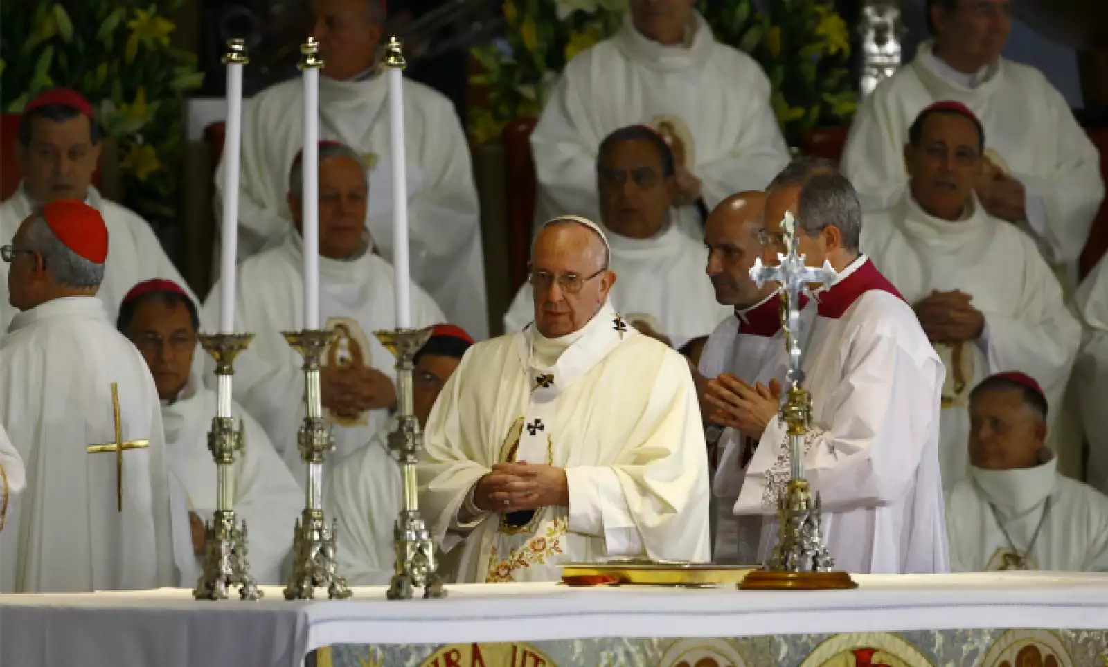 Francisco considera a esta virgen como la madre de todos los mexicanos.