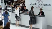 Louis Vuitton nos lleva a Palm Springs y Dior a Cannes, mientras que Chanel convirtió el Grand Palais en el cacino y el aeropuerto más chic de la historia. Conoce los mejores desfiles de 2015.