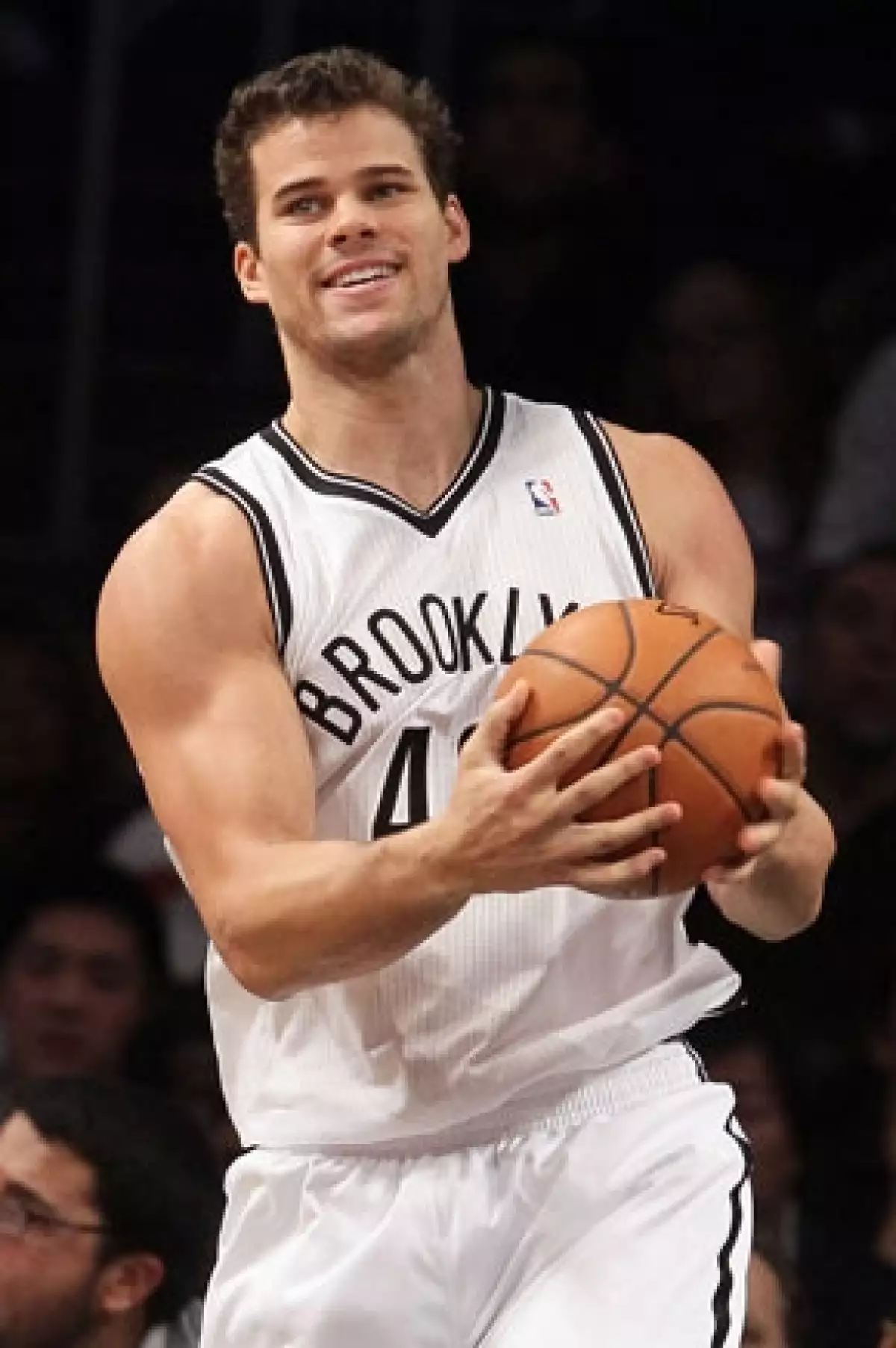 La empresaria está frustrada debido a que su matrimonio con Kris Humphries todavía no llega a su fin y esto la tiene muy enojada.