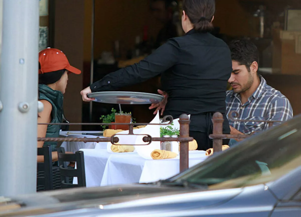 La pareja se tomo un time off para pasar tiempo juntos fuera del set.