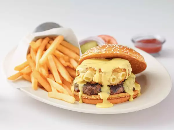 Macaroni and Cheese Burger