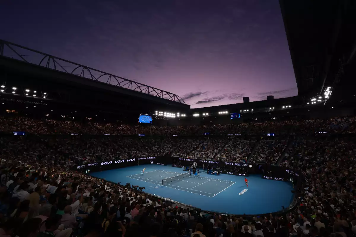 Foto abierta del estadio en Melbourne donde se jugó la final del Abierto de Australia 2025.
