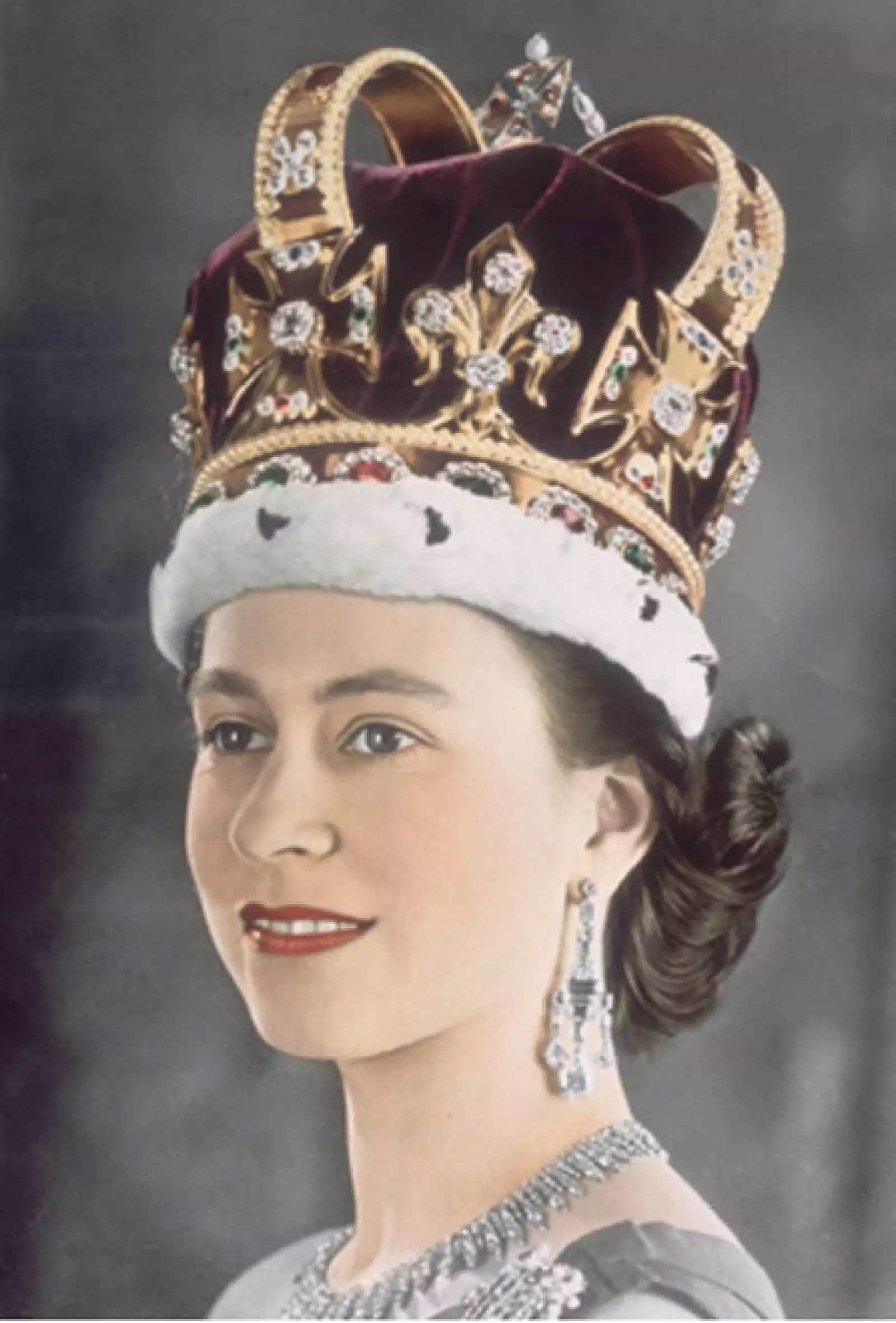 La soberana del Reino Unido festejará durante este fin de semana su Jubileo de Diamante, en el que celebra 60 años al trono. El 2 de junio de 1953, día que fue oficialmente nombrada Reina de Inglaterra lució la corona Imperial de Estado.