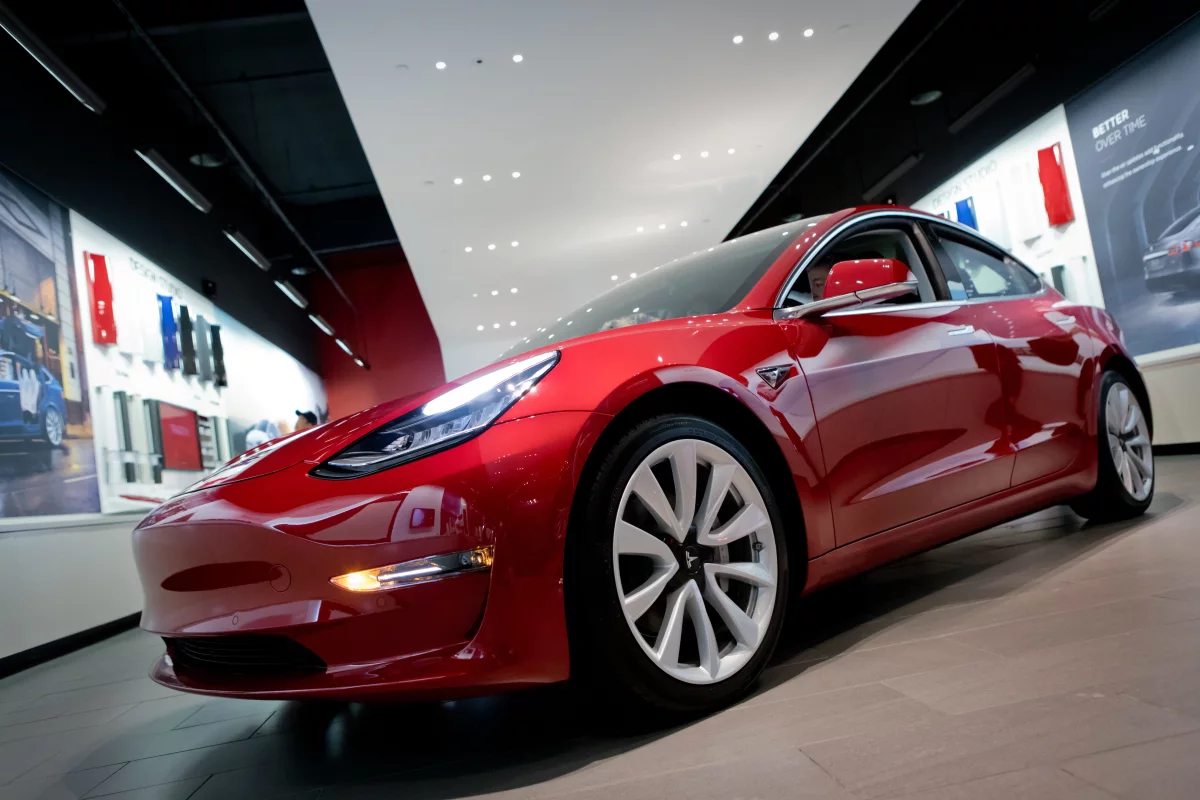 Tesla 3