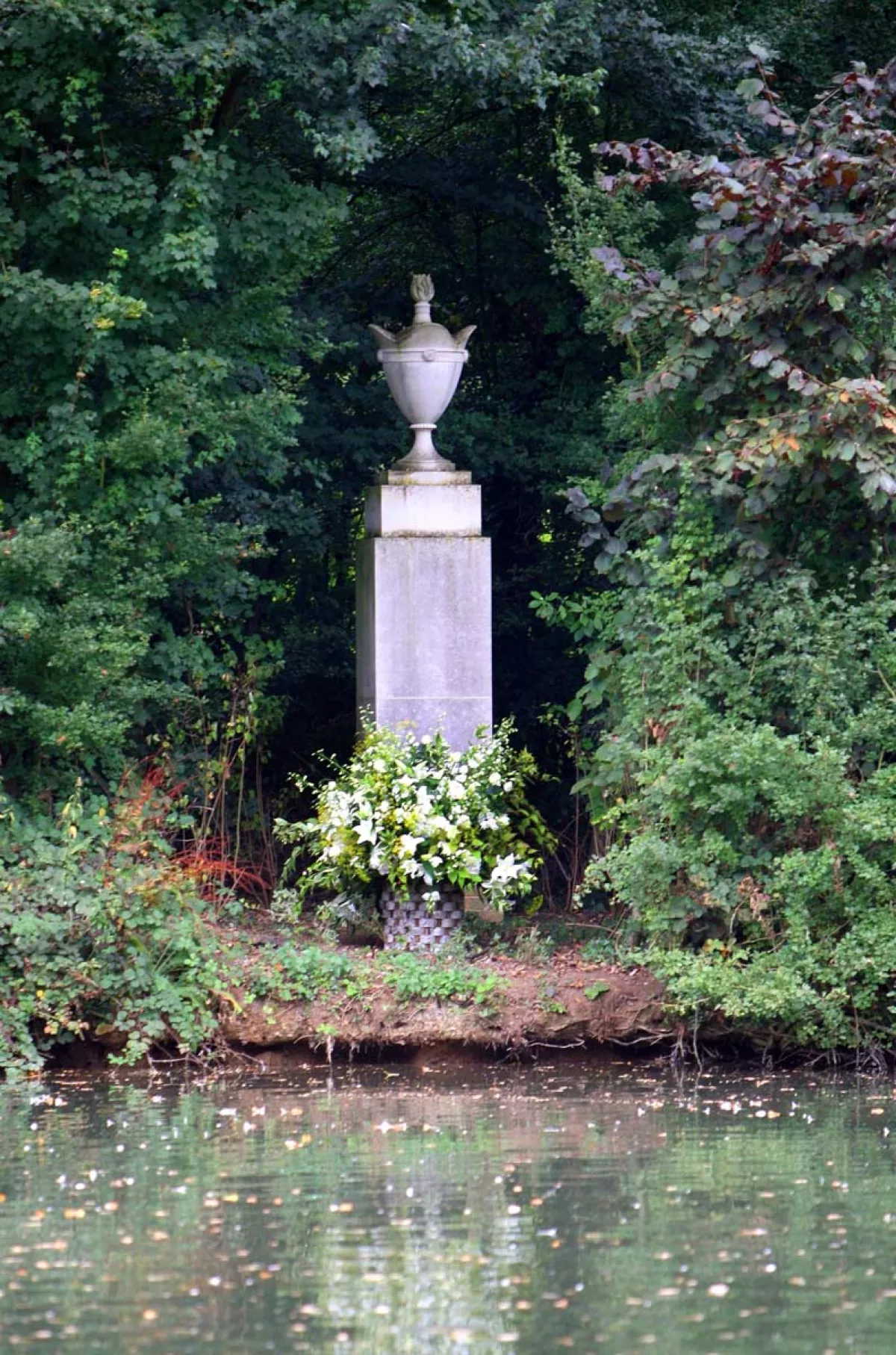 Isla con restos de la princesa Diana.