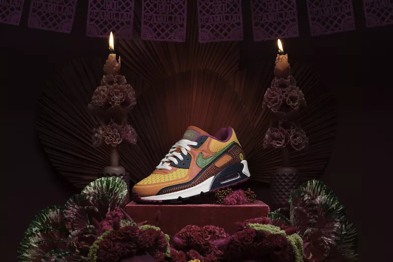 Life and Style Nike Air Max 90 (03).jpg