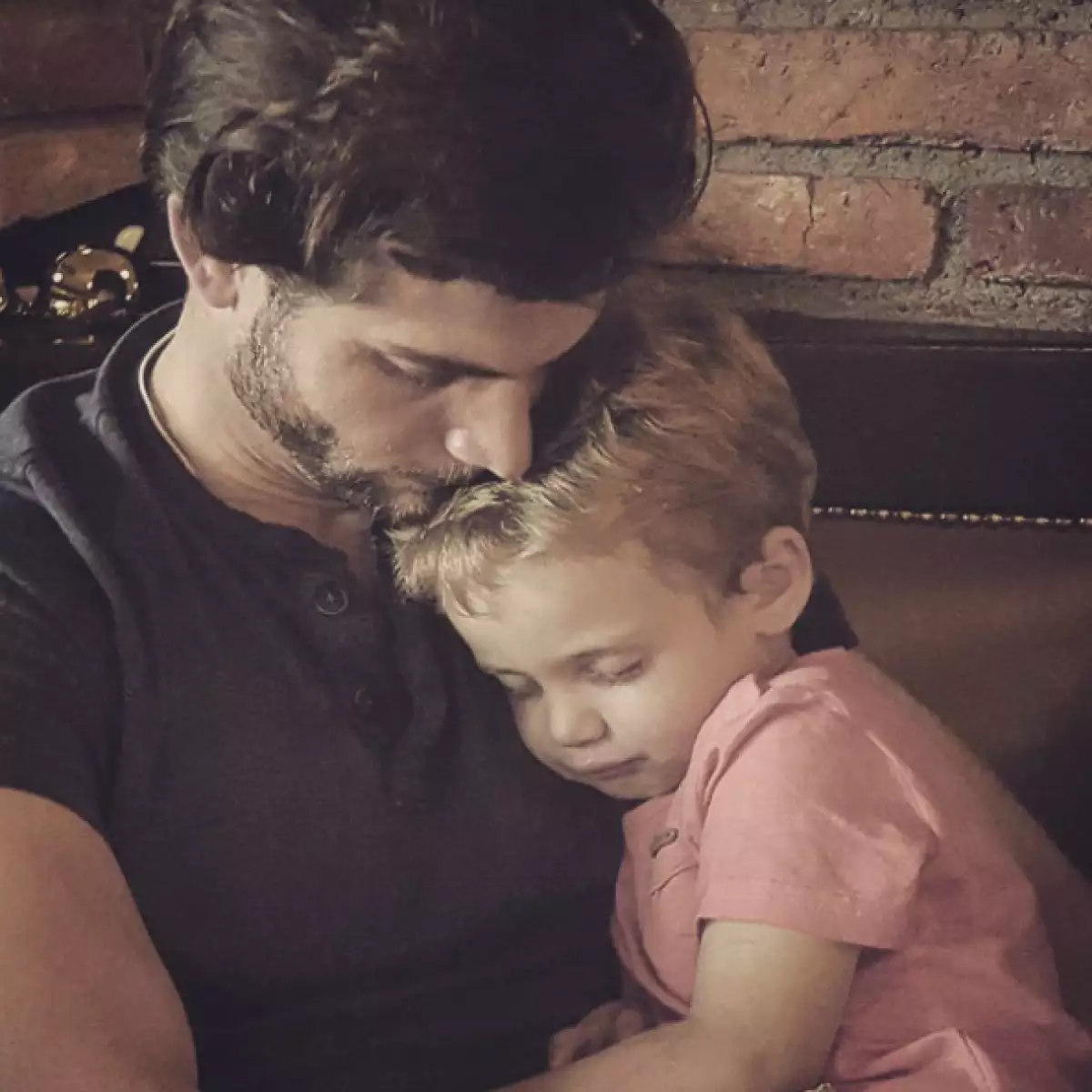 El actor aprovecha todos los momentos que están juntos para demostrarle cuánto lo ama.