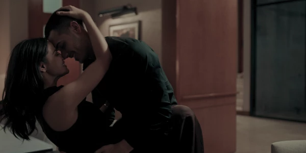 DarkDesire_Season1_Episode1_00_21_12_20.png