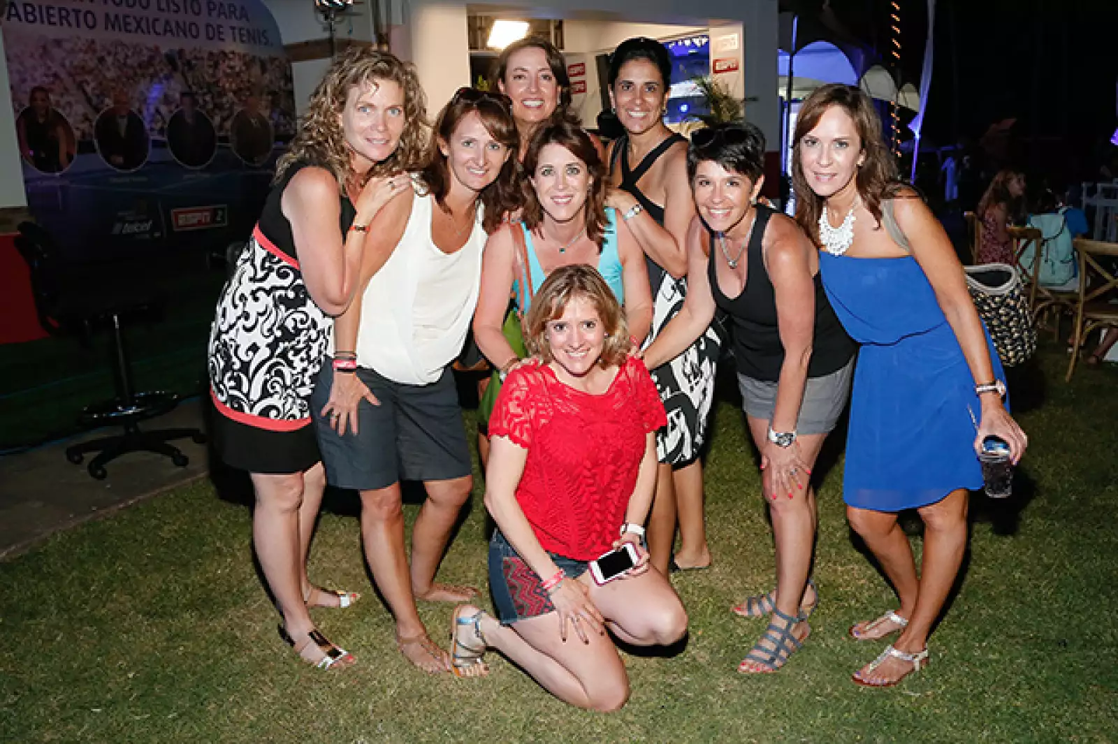 Margarita Iturbide,Claudia Fernandez,Patricia Suarez,Adriana Santibañez,Adriana Papico,Maru Nuñez,Laura Poucel,Claudia Leon