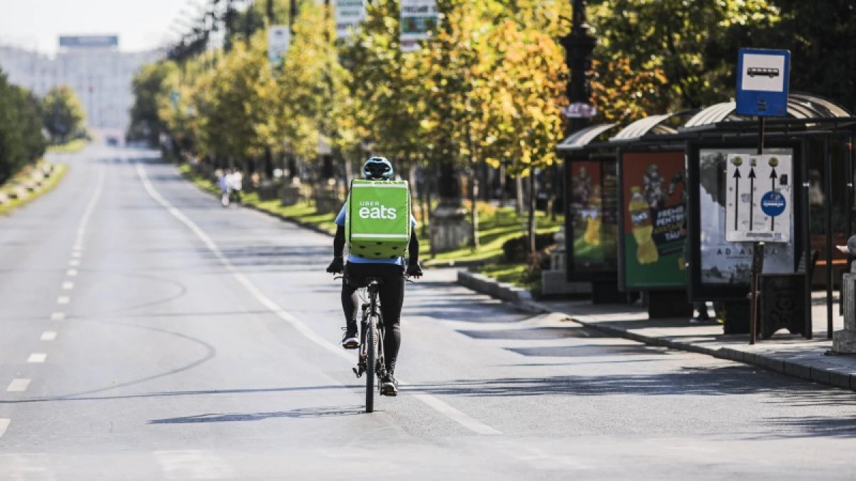 UBER EATS