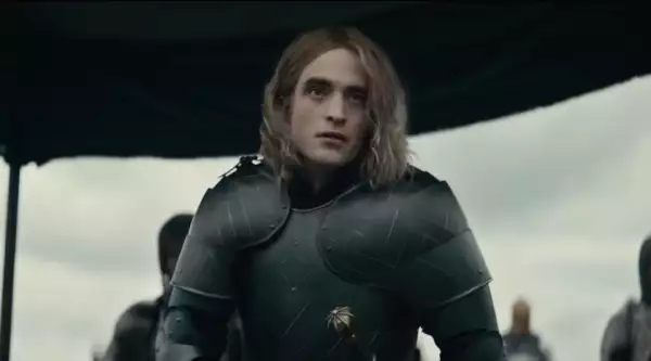 ROBERT PATTINSON THE KING.jpg