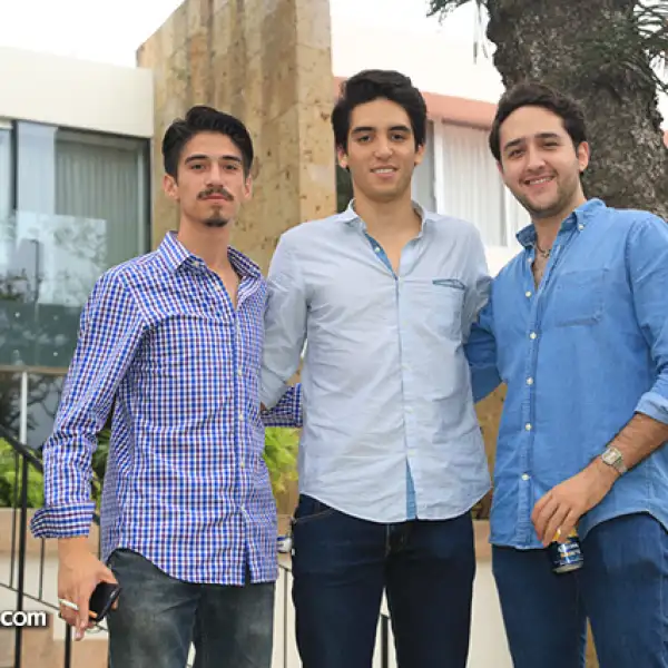 Oscar Madrigal,Marco Zaragoza y Paulo Verdugo
