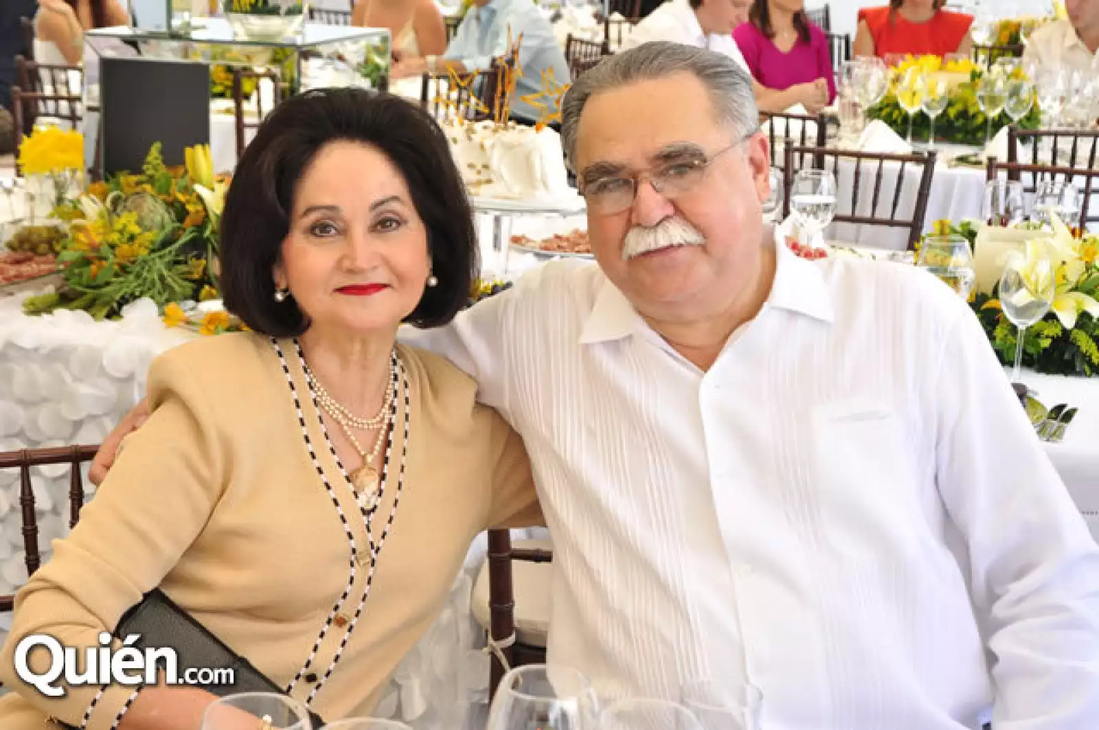 Rosalía Glán de Leal y Héctor M. de Leal