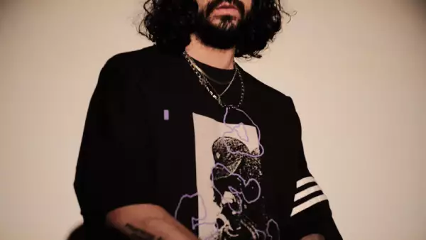 Tony Delfino y Tino el Pingüino