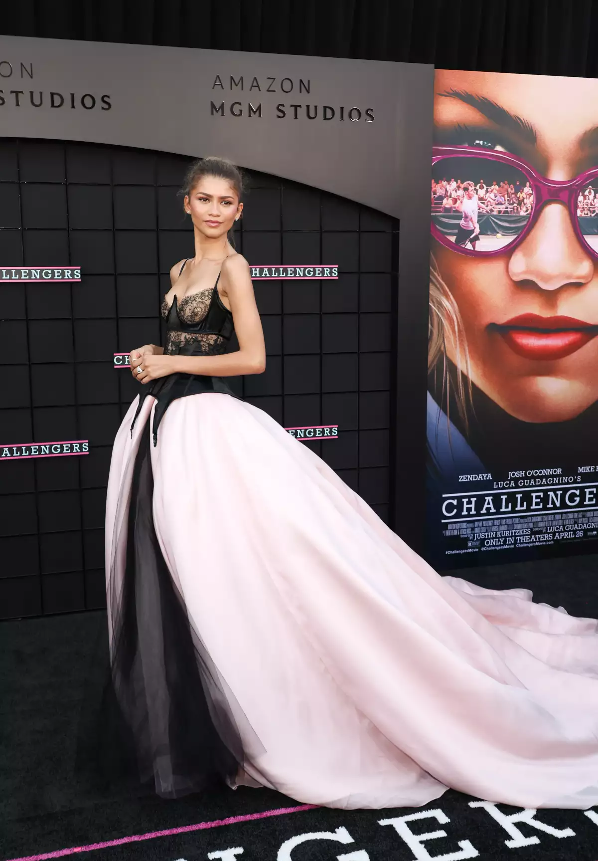 Todos los looks de Zendaya en la gira de prensa de Chanllengers
