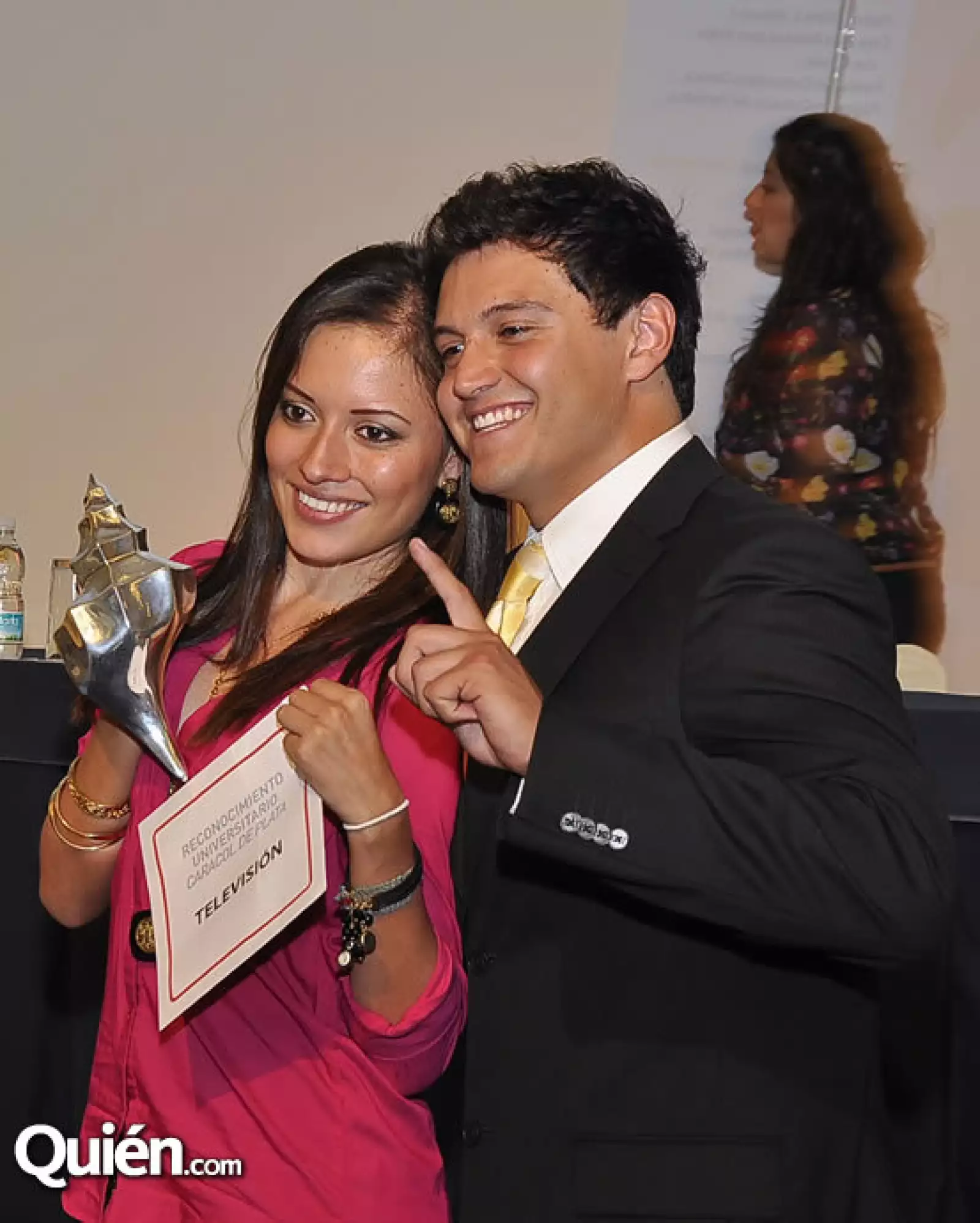 Valeria Hernández y Alejandro Fernández