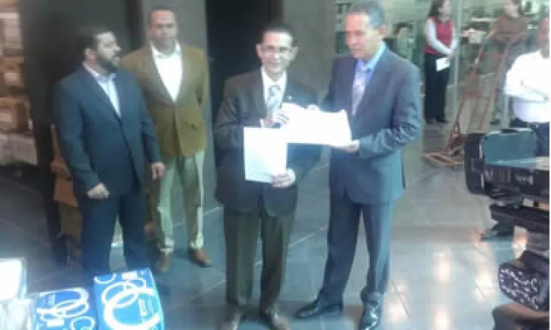 Alejandro Campa Avitia, aspirante a candidato independiente de Durango. (Foto: Twitter)