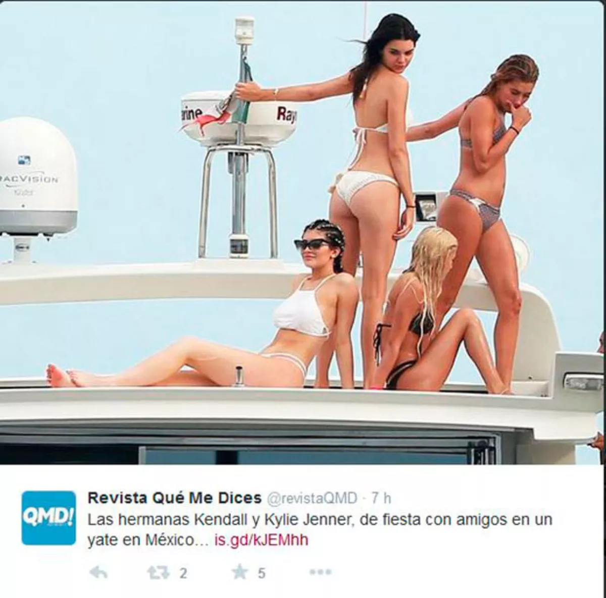 Kendall y la modelo Gigi Hadid se sumaron a los festejos en la playa de Kylie.