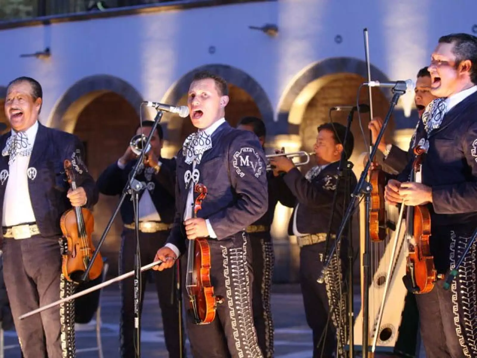 Además también disfrutaron del mariachi argas de Tecalitlán.