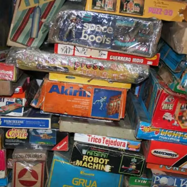 Durante años la colección de juguetes antiguos permaneció cerrada al público y fue en 2000 cuando se abrió por primera vez a través de citas.