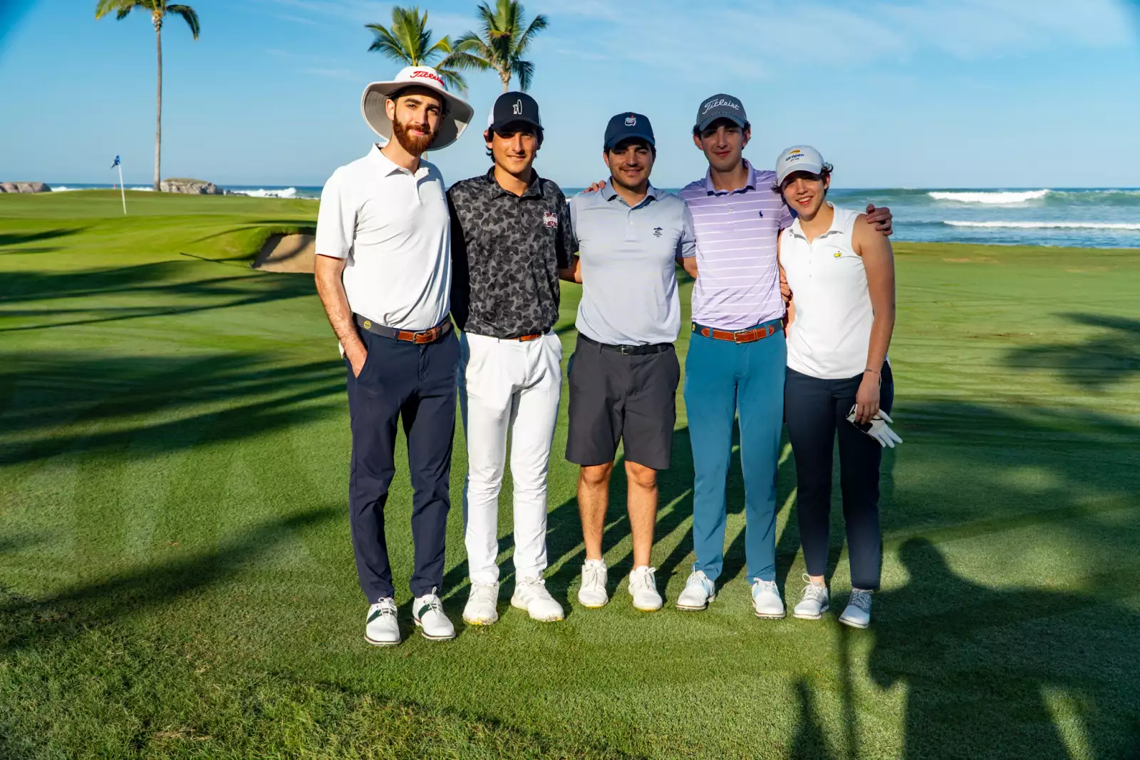 Pablo Gutierrez, Alejandro Fierro, Hugo Martinez, David Gutierrez e Isabella Gutierrez.jpg