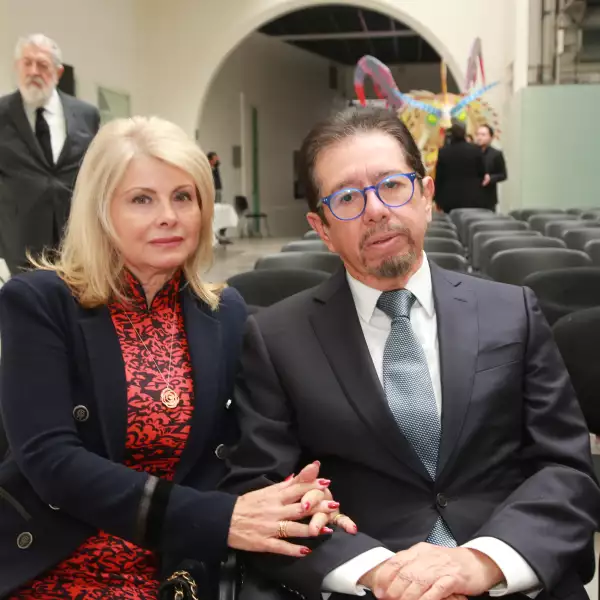 HOMENAJE A MARIE THÉRÈSE HERNAND DE ARANGO