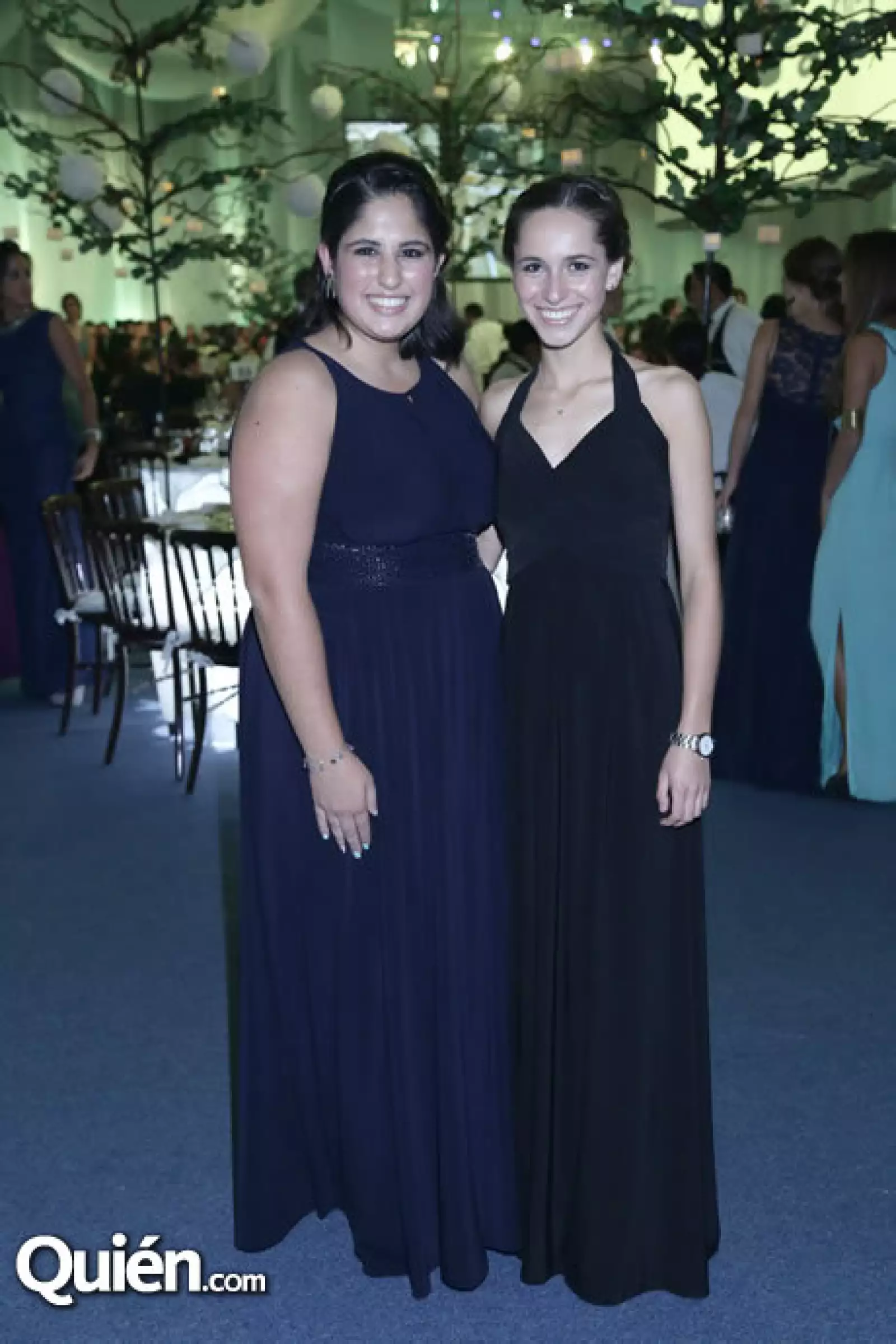 Linda Kuri y María Oliveros
