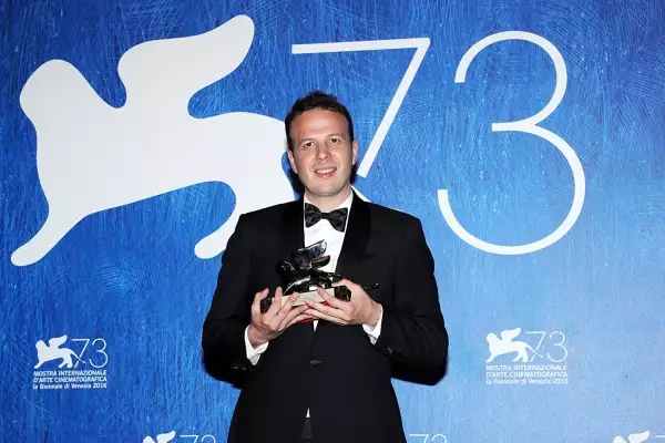 Amat Escalante Festival de Venecia