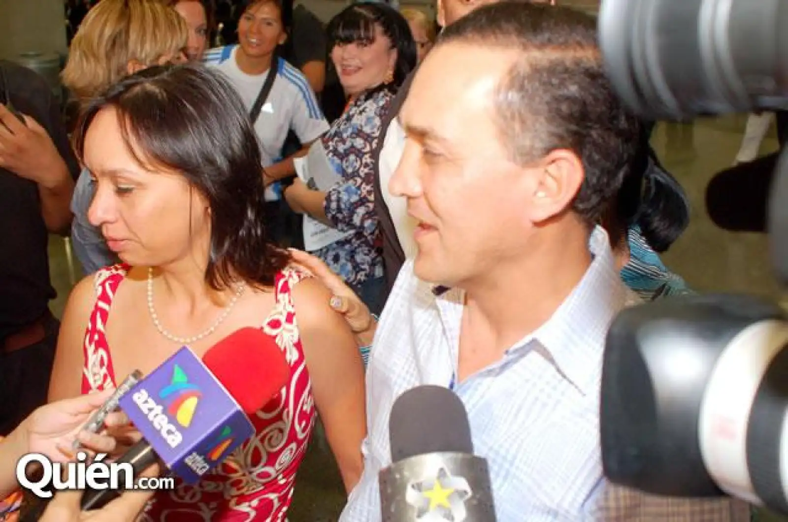 Fernando Larrazabal y su esposa