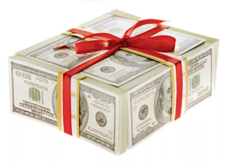 Los trabajadores gastarán una menor parte de su aguinaldo en pago de servicios, ropa y alimentos.(Foto: Photos to Go)