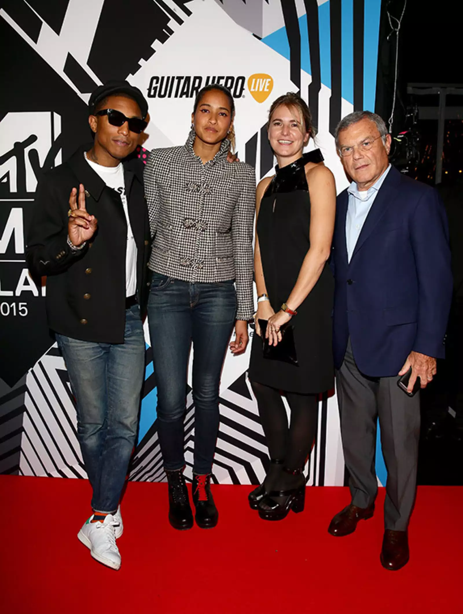 Pharrell Williams y Helen Lasichanh.