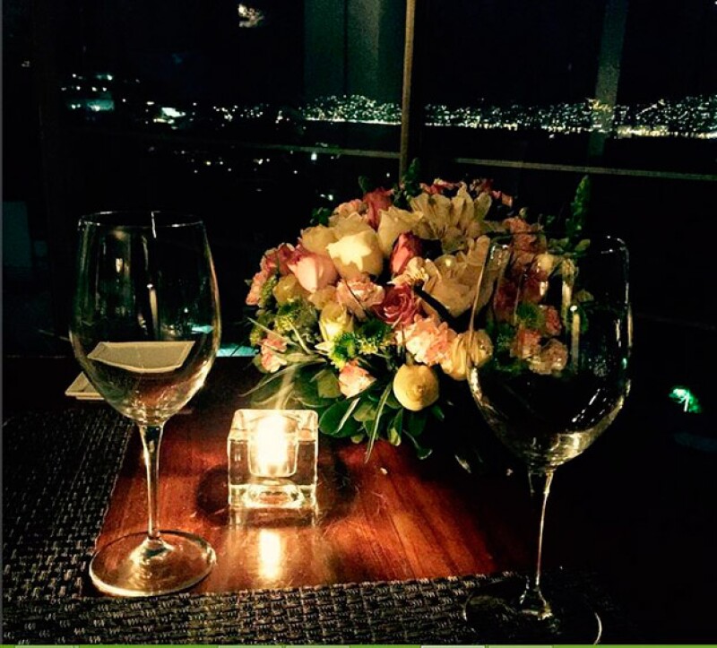 Yaya y Montserrat celebraron el cumpleaños de la modelo con un cena en Acapulco.