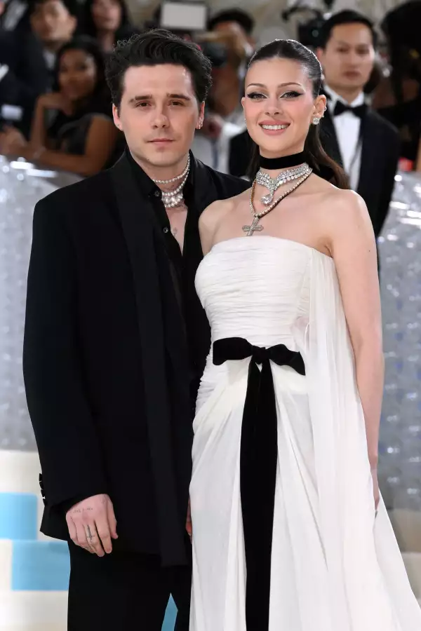 Brooklyn y Nicola Peltz Met Gala 2023
