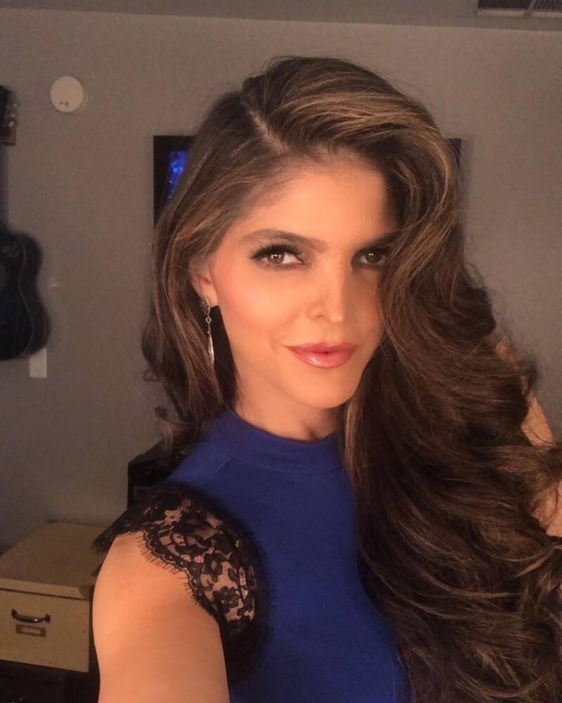 Ana Bárbara.