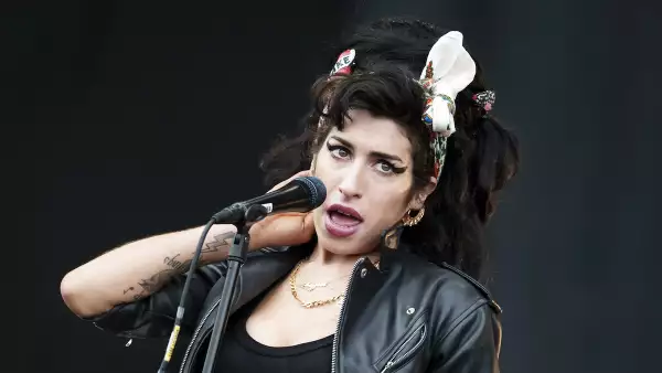 Singer Amy Winehouse