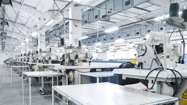 Inversión fija bruta se estanca en octubre y caen gastos en construcción