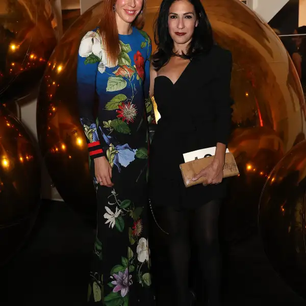 Kristen France y Gabriela Lobo 