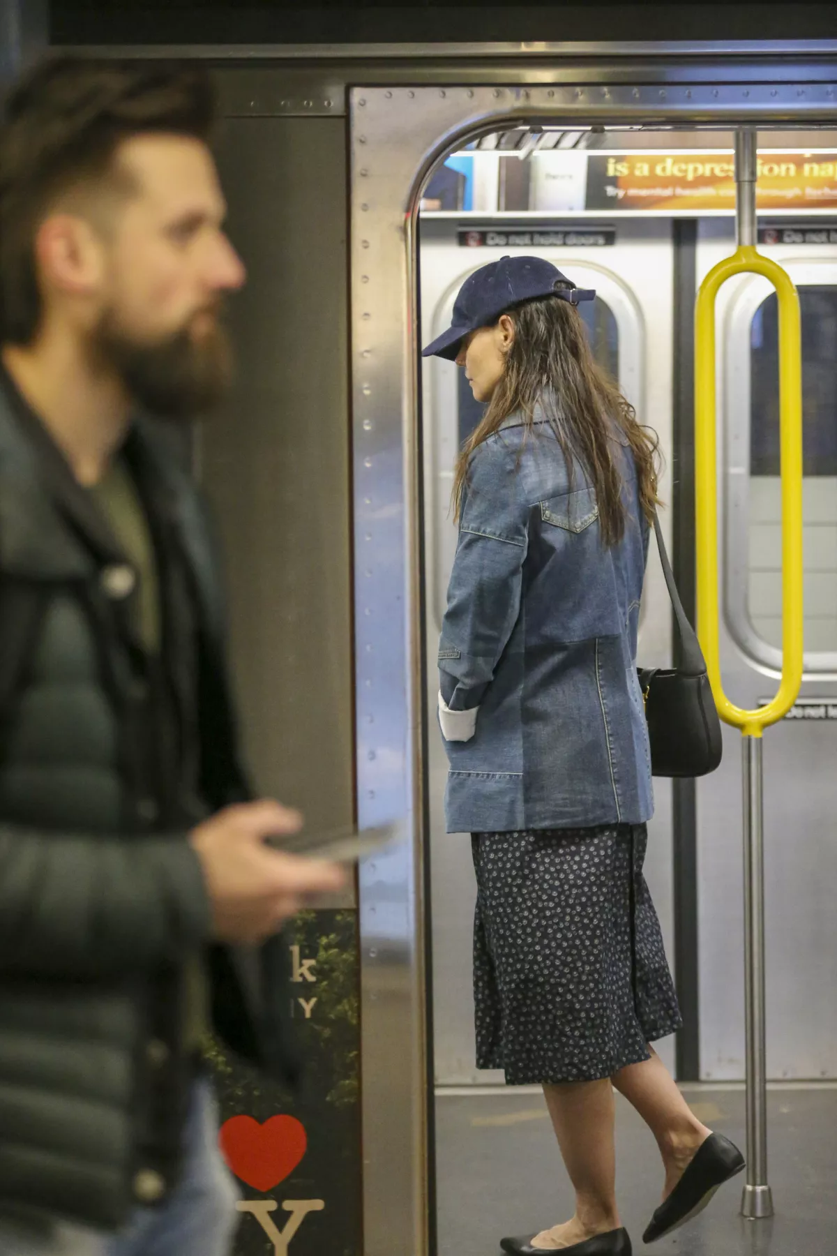katie-holmes-esta-trabajando-en-nueva-york