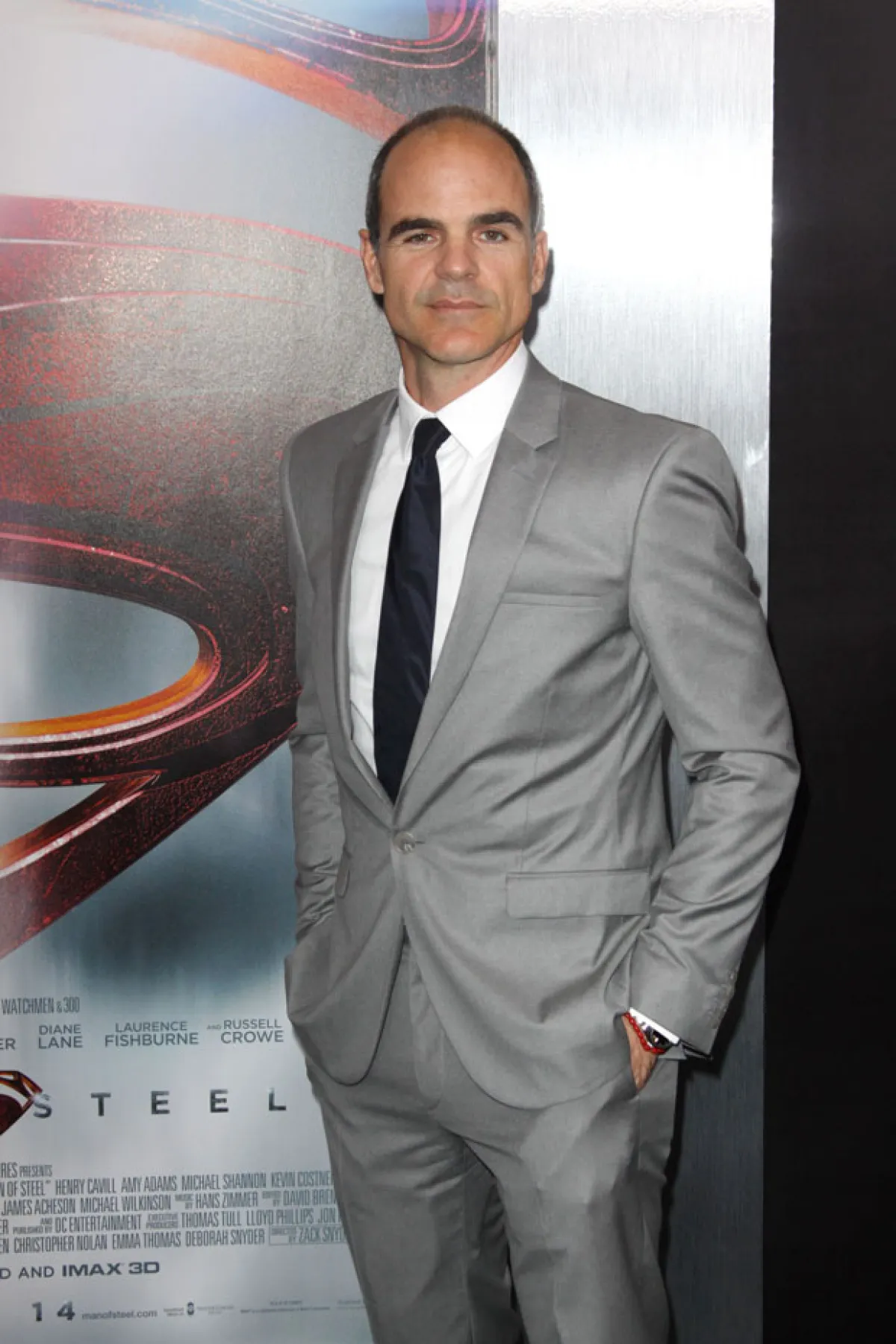 Michael Kelly, quien interpreta a "Doug Stamper" en la serie "House of Cards", dijo sentirse sorprendido sobre la cantidad de fans que tiene el programa en México.
