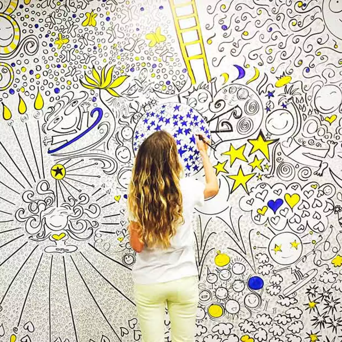 Bibi es una gran ilustradora y ella es quien se ha encargado de todo el proceso creativo de Tullys TV.