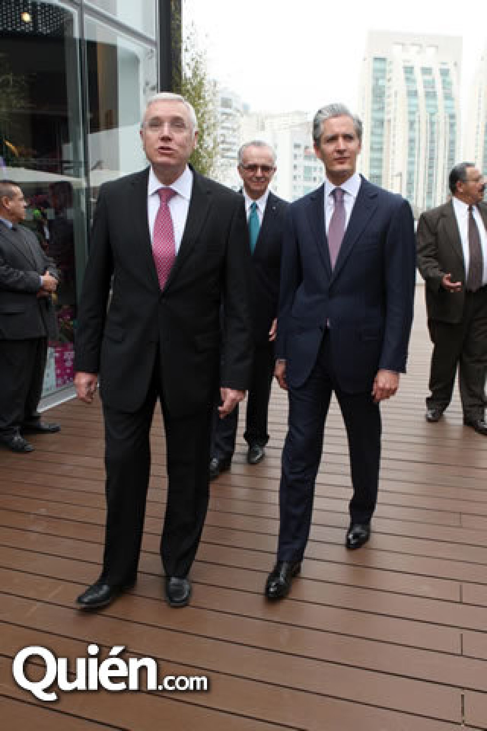 Alfredo del Mazo inaugura Liverpool de Interlomas