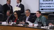 La subsecretaría de Ingresos, María del Carmen Bonilla Rodríguez participa en reunión en la Comisión de Hacienda de la Cámara de Diputados, en San Lázaro. 