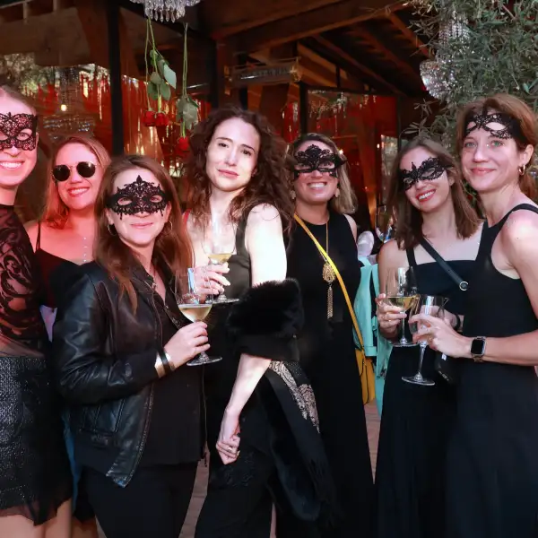 Louise White, Olivia Scheck, Sara Haralson, Meg Goetsch, Amanda 