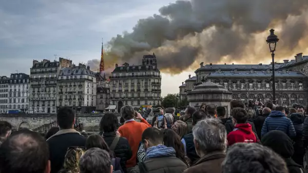 Incendio Notre Dame-8