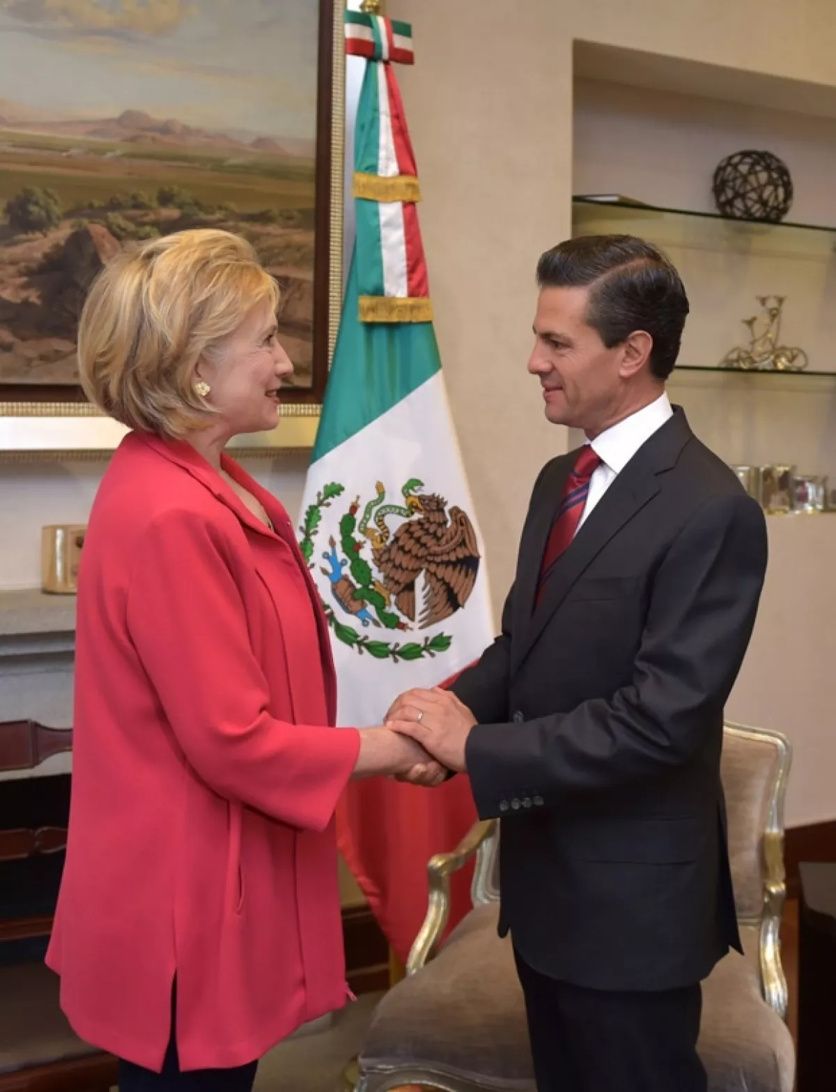 Enrique Peña recibió cordialmente a la política estadounidense.