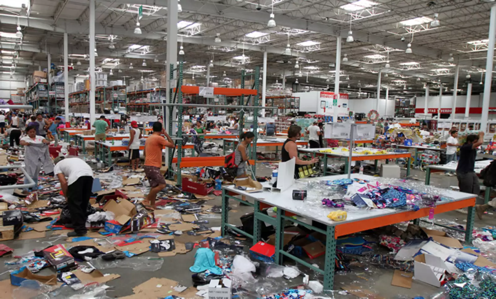 Las autoridades informaron que quien sea sorprendido cometiendo actos de rapiña será sancionado con forme a la ley.