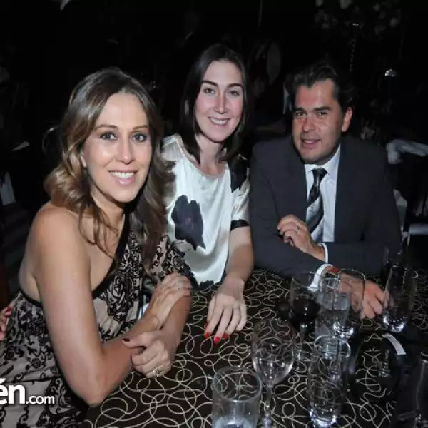 Yanina Corrados,Adel y Pedro Servio